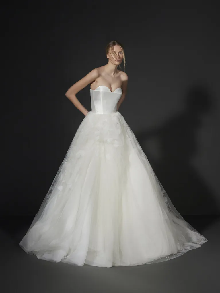 Abito da sposa principessa Vera Wang in tulle - aleu