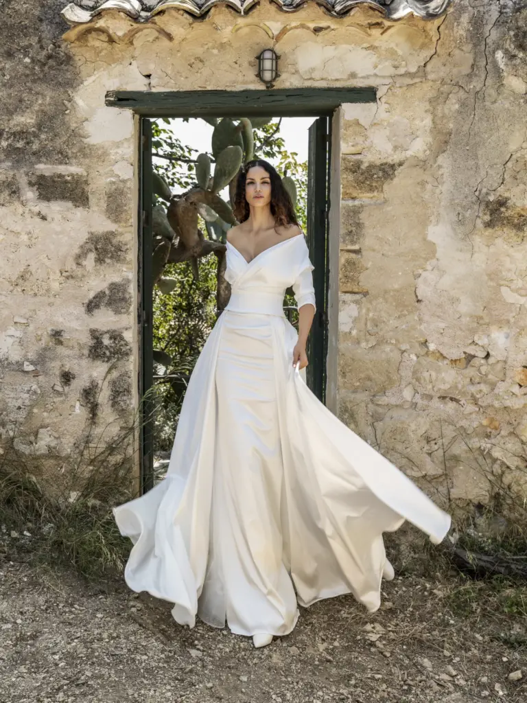 Abito-sposa-Alessandro-Angelozzi-modello-Pera